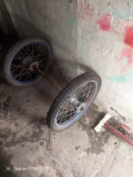 Dijual Roda Gerobak/Roda Becak 1set