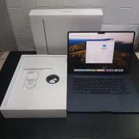 Macbook Air 15inchi  Chip M³ Ram 8 SSD 256 MDN