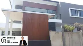 Rumah Minimalis Dengan Kolam Renang di Graha Taman Bintaro RT-15879