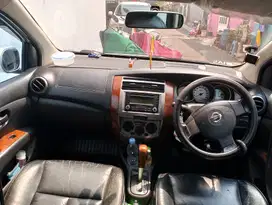 Nissan Grand livina 2012 Bensin