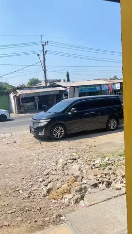Nissan Elgrand 2010 Bensin