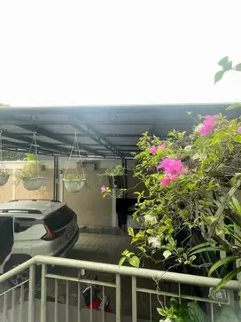 Rumah Secondary Dalam Townhouse Di Kemang Jakarta Selatan