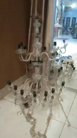 Lampu gantung kristal