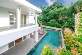 LUXURIOUS FAMILY VILLA IN A COVETED RESIDENTIAL AREA