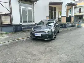 Pajak Panjang - KIA RIO 1.4 BENSIN A/T 2016 ABU