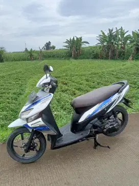Vario thn 2011 surat2 lengkap motor pakean pirbadi