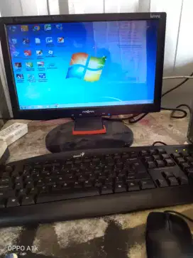 jual sepaket tinggal pake komputer monitor