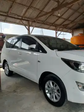 Di jual kijang innova reborn bensin M/T  th 2016