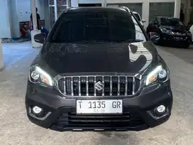 LOW KM - Suzuki Sx4 S-Cross AT 2019 Abu-abu PREMIUM T1135GR