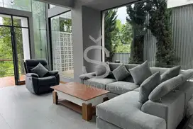 DIJUAL RUMAH BAGUS FULL FURNISHED DAGO PAKAR KOTA BANDUNG