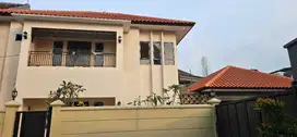 Dijual Rumah Bagus Baru renovasi  bagus Gandaria, Kebayoran Baru
