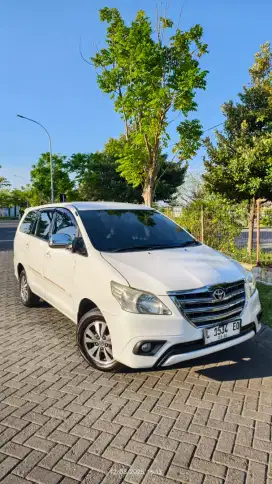 Innova G Diesel Matic 2014 terawat siap pakai