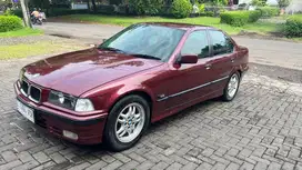 BMW 318i 1992 Bensin