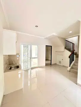 Rumah MODERN BSD, Nyaman Kamar Gede, Tengah Kota LE, Nusa Loka Puspita