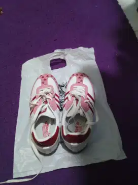 Sepatu Adidas samba