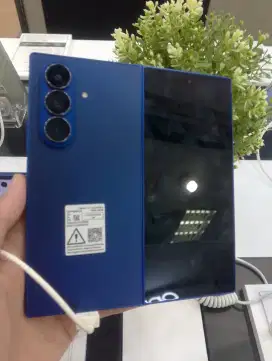 Samsung Z fold 7 12/256,512Gb