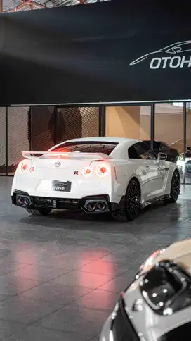 Nissan GT-R R35 Pure Edition