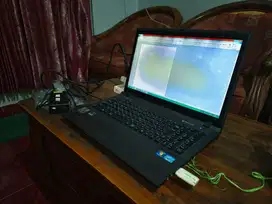 Laptop Clevo W25AEN 15 Core-i7 DDR3 4GB HDD 500GB Dual VGA Minus LCD