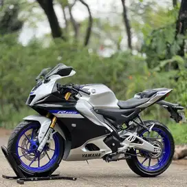 YAMAHA R15M ABS QS SILVER 2023 KM RENDAH PAJAK PANJANG SUPER GRES
