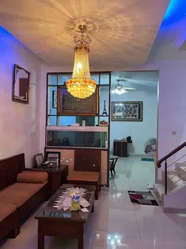 Rumah 2 Lantai Strategis di Cluster Taman Puspa, Bks