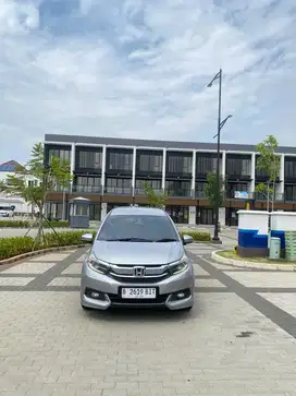 Mobilio E CVT 2019 (matic low km)