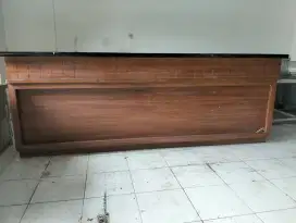 Meja Resepsionis Bekas
