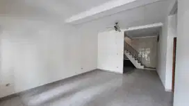 Rumah 2 Lantai Siap Huni Di Deltasari Baru Sidoarjo