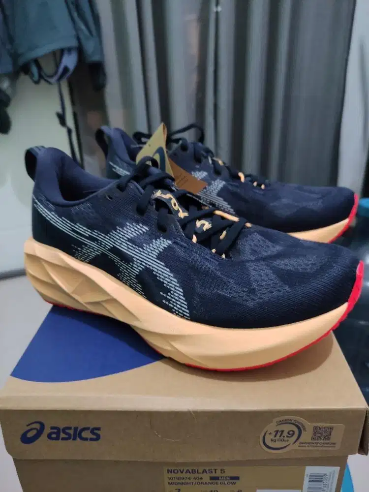 Asics Novablast 5
