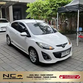 [ Angsuran 2 Jutaan ] MAZDA 2 RZ Sedan 2012 PUTIH