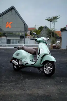 VESPA GTS KEYLESS 2023