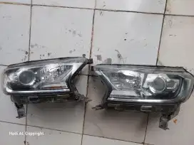 Lampu Ford Ranger Wildtrak 3.2L Asli Ori Comotan