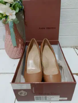 Andre valentino ori