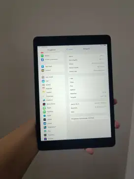Ipad gen 8th 32gb Unit charger