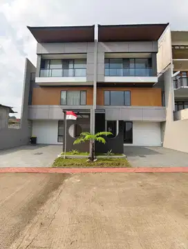 Rumah Baru Mewah Siap Huni Di Setraduta Sarijadi Bandung Dkt pasteur