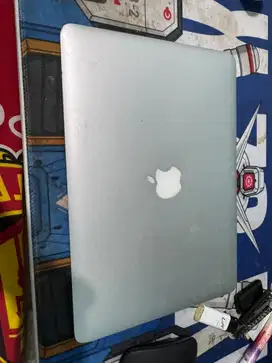 MacBook Air 2017 Core i5 – Tanpa Logic Board – Cocok untuk Spare Part