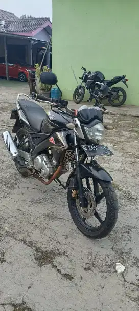 (jual) Yamaha Vixion 2010 mesin Standar
