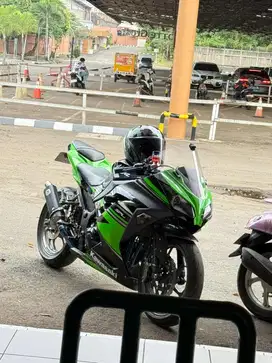 Bissmilah jual santai ninja 250fi KRT tahun 2016