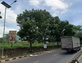 Tanah darat pinggir jln Raya Bandung Garut Cicalengka