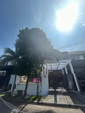 Rumah 2 Lantai Siap Huni di Cluster Ifolia - Harapan Indah, Bekasi
