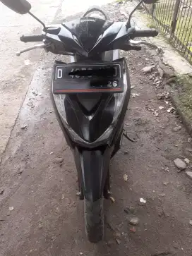 Beat Deluxe 2021 Idling Stop Charger Hitam