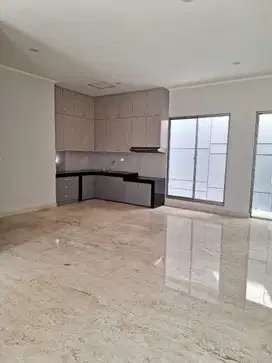 DISEWAKAN RUMAH DI GOLF ISLAND UK.10X15 SEMI FURNISH ADA 2 LANTAI