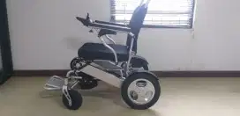 Dijual kursi roda elektronik bekas kondisi bagus