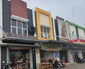 Disewakan Ruko strategis Sebrang Al-Azhar Cikarang Jababeka