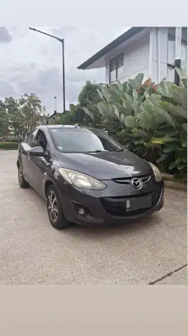 MAZDA 2 R 2011 AT SDN ABU2 BAGUS MULUS ISTIMEWA GA ADA PR SIAP PAKAI