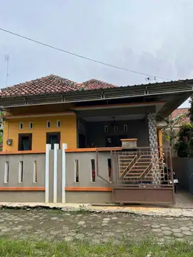 Rumah kuat kokoh bebas banjir siap huni