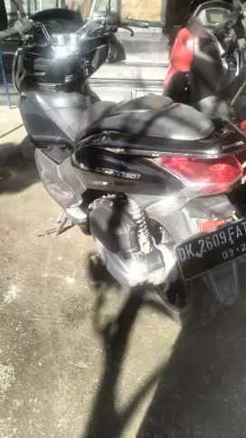 Dijual pcax hitam 2013  asli bali