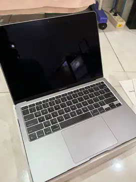 DIJUAL! Apple Macbook M1 2020 8/256 MULUS!