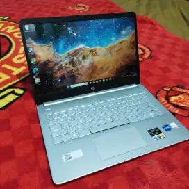 HP 14s i5 GEN 12 512GB/8GB IPS BACKLIT Fulset