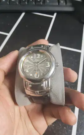 Jam tangan breitling quartz