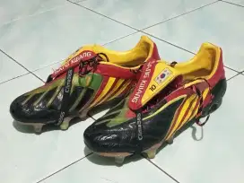 Sepatu Bola Adidas Top Grade